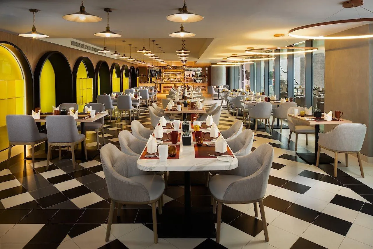 Aparthotel Millennium Atria Business Bay Dubai