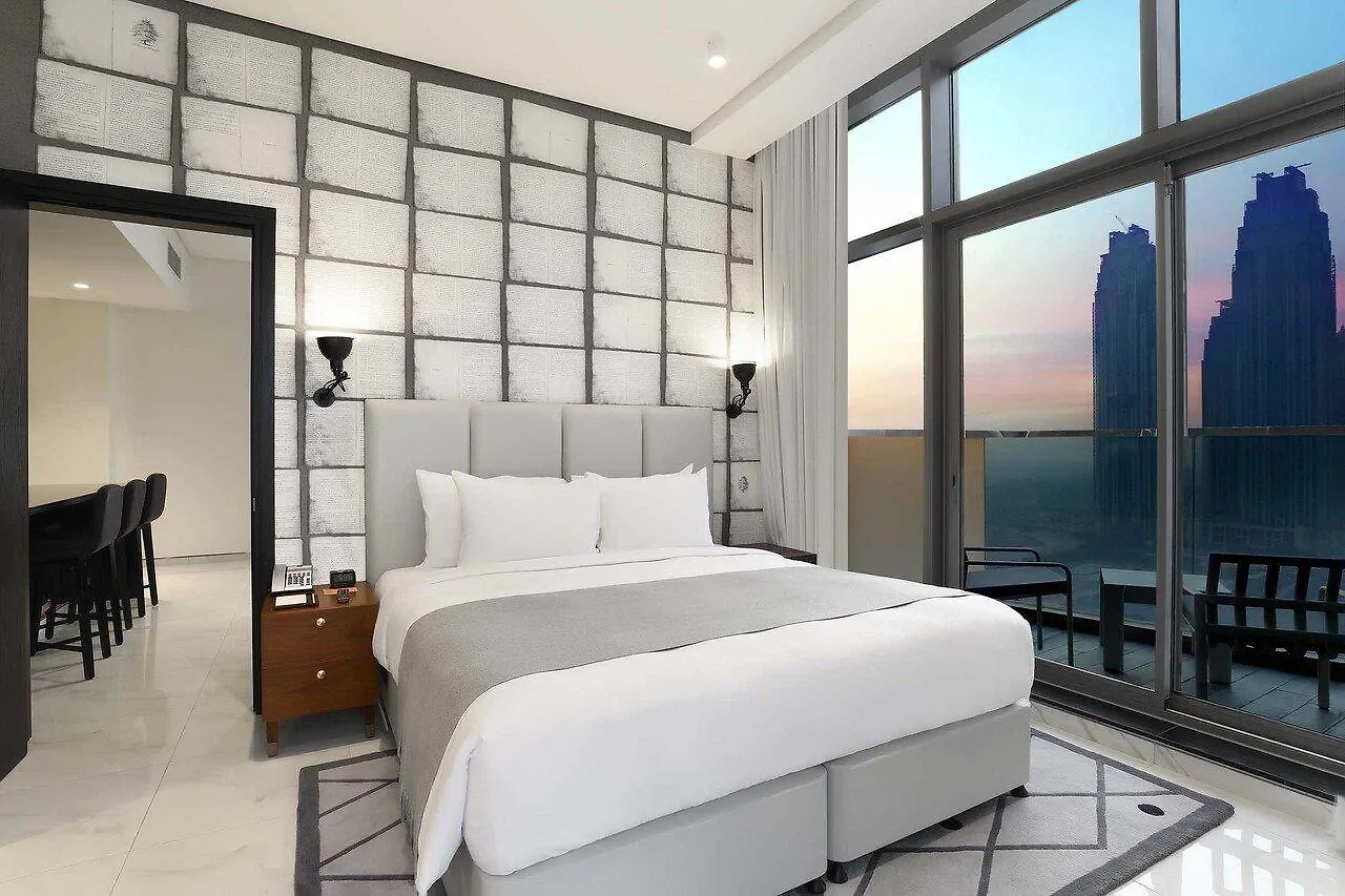Millennium Atria Business Bay Aparthotel Dubai 5*,